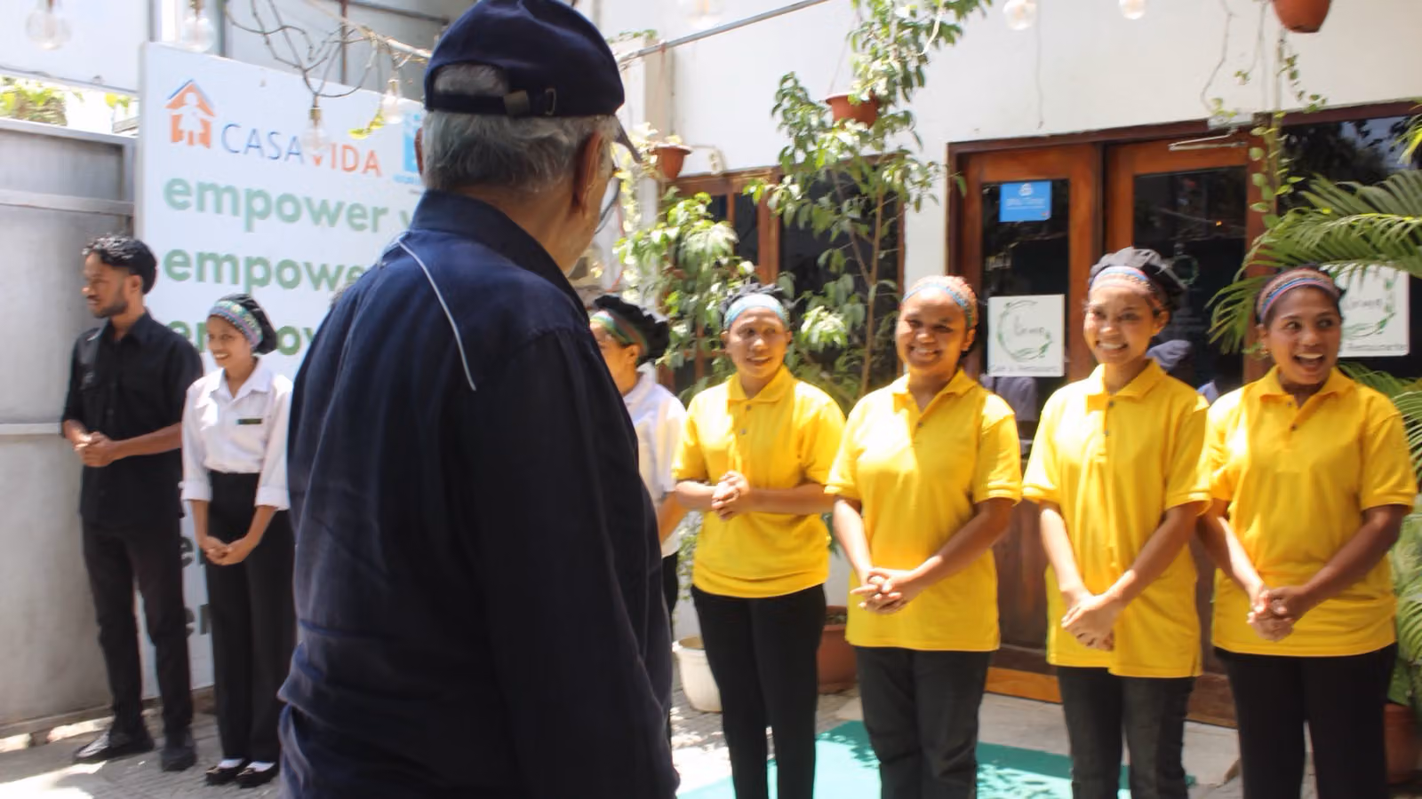 The President tours the Casa Vida office and social enterprise facilities.